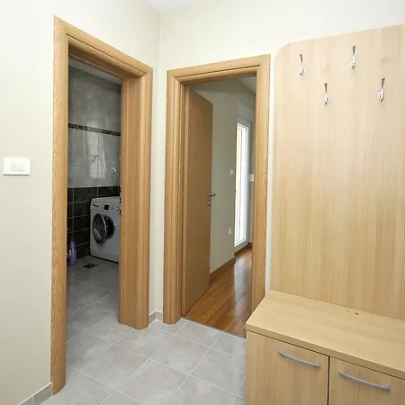 With A Parking Space Plano, - 11649 Trogir