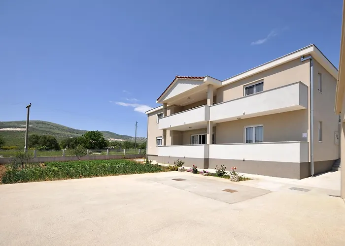 With A Parking Space Plano, - 11649 아파트 *